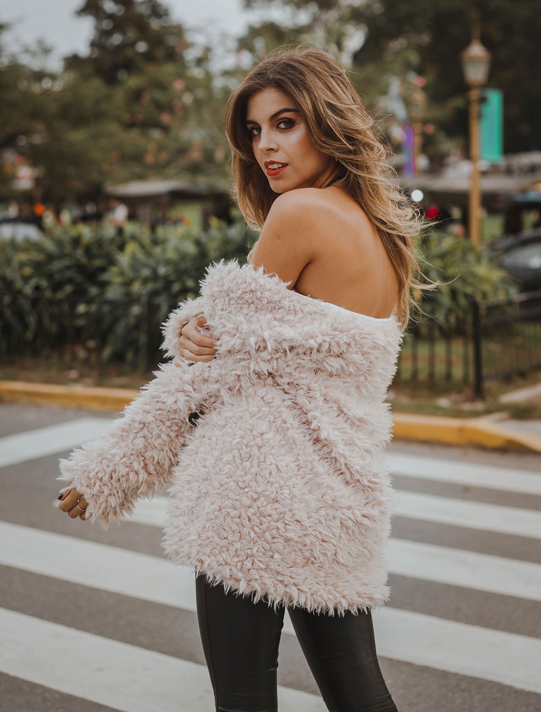 Сream borg pea coat